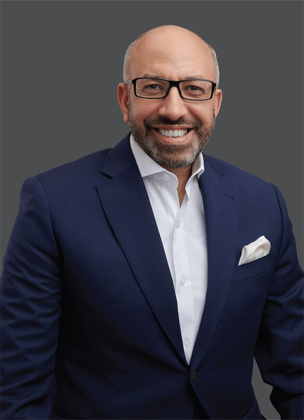 حسام المندوه